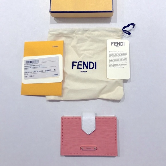 FENDI CARD HOLDER PEACH & WHITE - RARE & UNIQUE! - Picture 2 of 8
